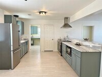 Building Photo - 135 Gin Rd