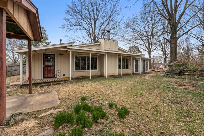 Building Photo - 319 Homeville Rd