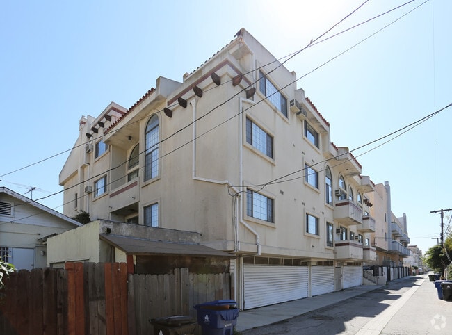 Building Photo - 3855 Inglewood Blvd