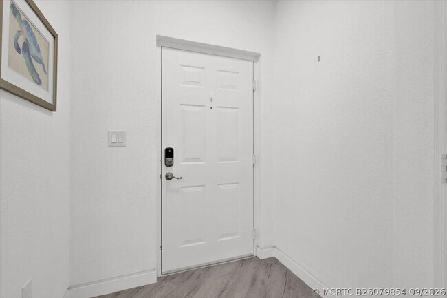 Building Photo - 415 NW Flagler Ave