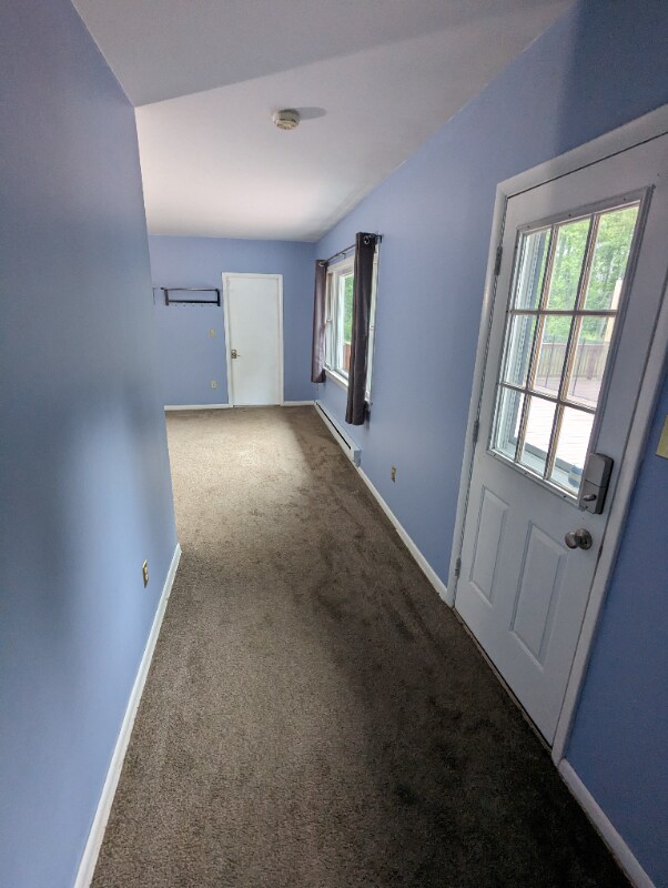 Building Photo - 2224 White Tail Ct