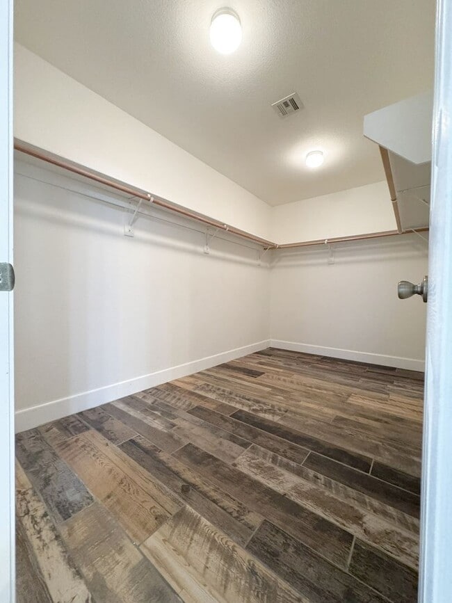 Building Photo - 8209 Dusty Valley Ct