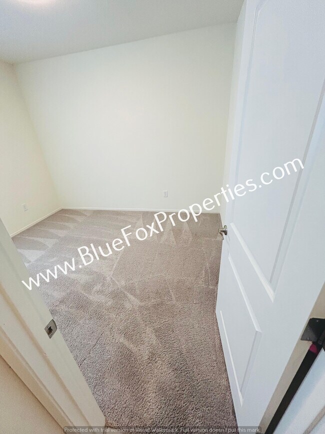 Building Photo - 7702 S Via Casa De Campo
