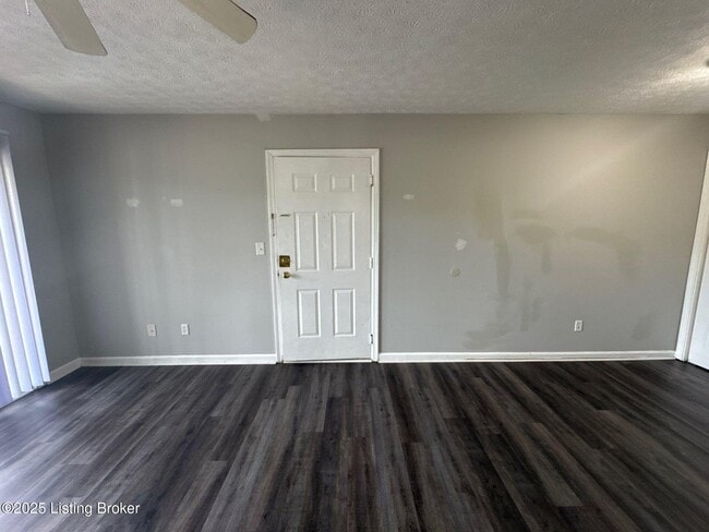 Building Photo - 4103 Blue Lick Ct