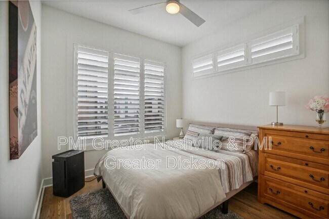 Building Photo - 520 Southgate Ave