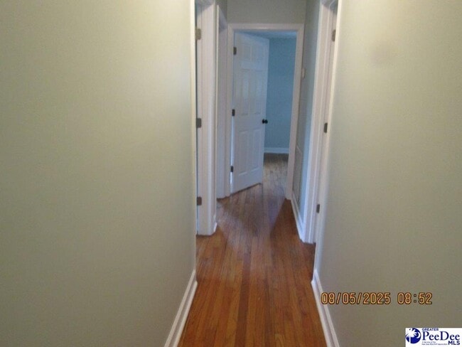 Building Photo - 1743 Williamsburg Cir