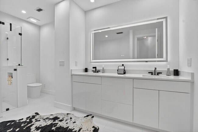 Building Photo - 2283 NW 53rd St