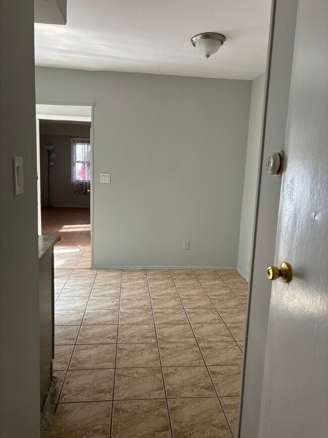 Building Photo - 249 Arlene St