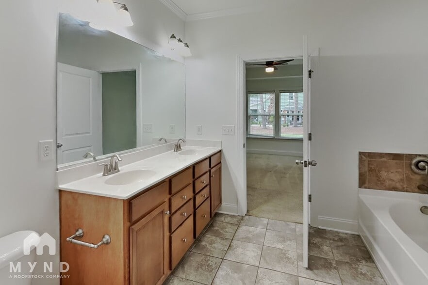 Building Photo - 105 Leesville Loop