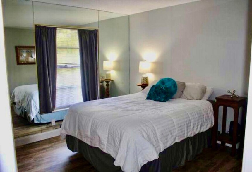 2nd Bedroom - 1800 Embassy Dr