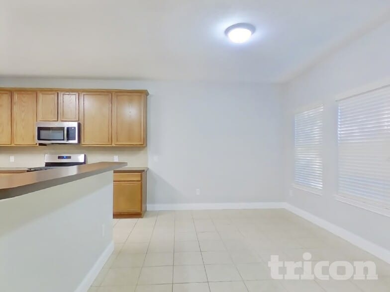 Building Photo - 12043 Belle Ct