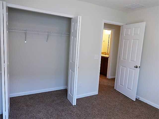 Building Photo - 9168 Mill Grove Dr