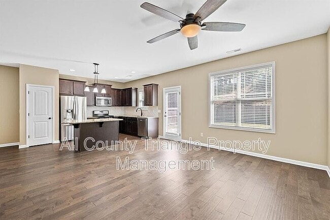 Building Photo - 40 Balboa Pkwy