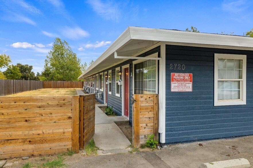 Building Photo - 2720 Forrest St
