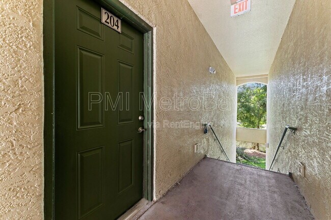 Building Photo - 5039 Sunridge Palms Dr