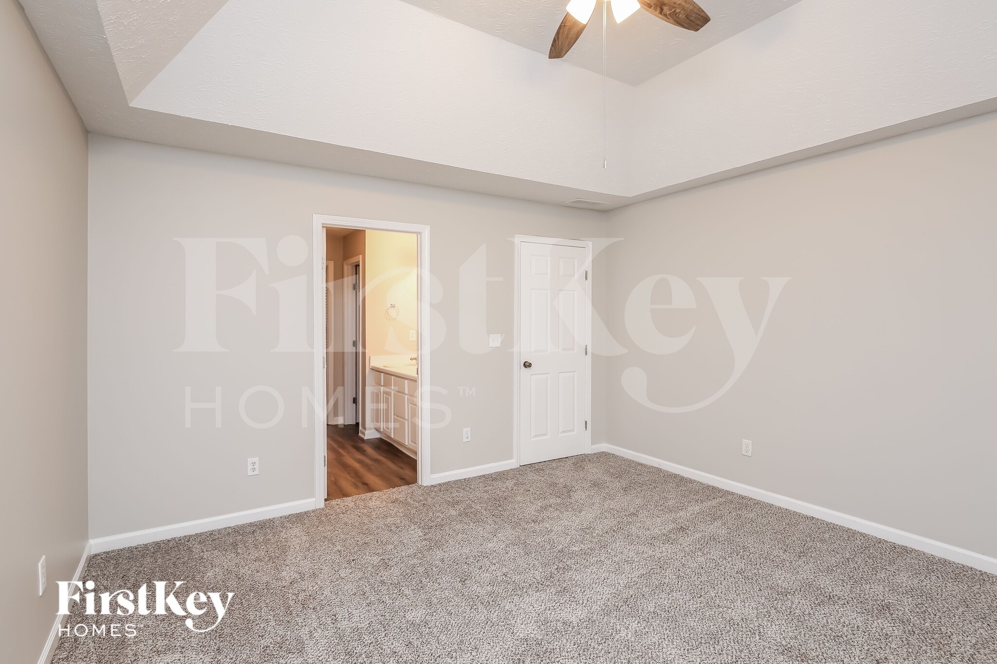 Building Photo - 727 Melrose Trce NE