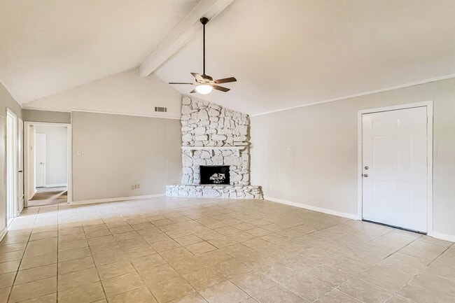 Building Photo - 4290 Park Forest Dr