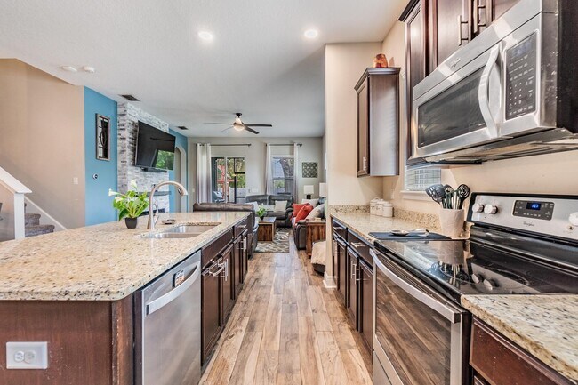 Building Photo - 8107 Champions Forest Way