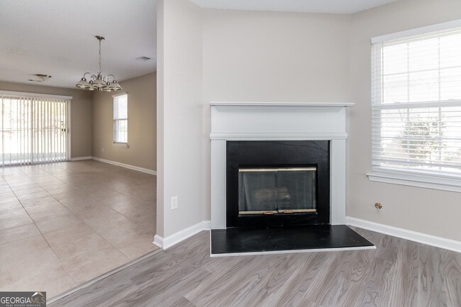 Building Photo - 3560 Brookstone Way