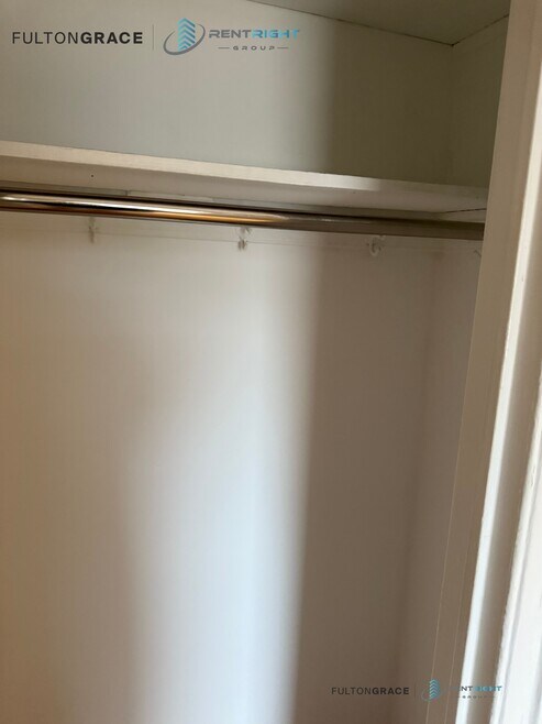 Building Photo - 534 W Stratford Pl