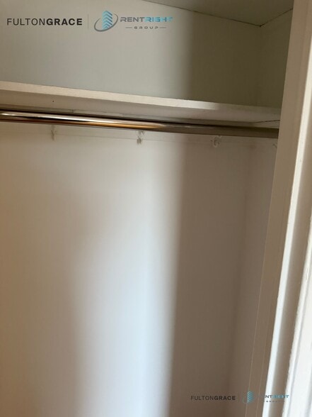 Primary Photo - 534 W Stratford Pl