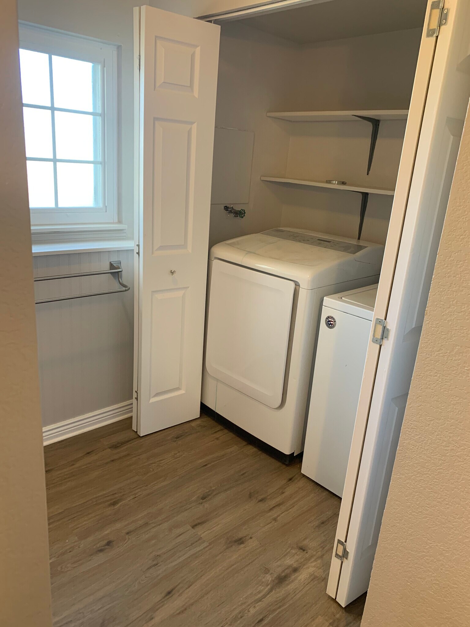 Building Photo - 5242 E Sandpiper Ave