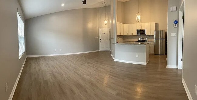 Building Photo - 131 Wexford Dr
