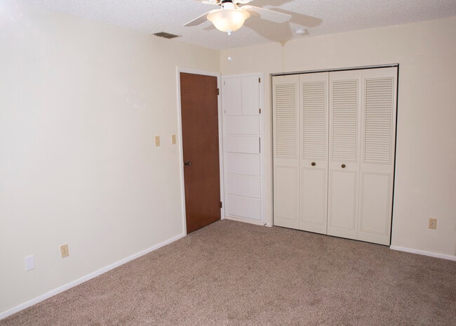 Building Photo - 28435 Trident Ct