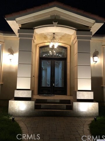 Building Photo - 831 E Orange Grove Ave