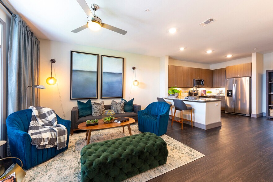 Windsor Shepherd 611 Shepherd Dr Houston TX 77007 Apartment Finder