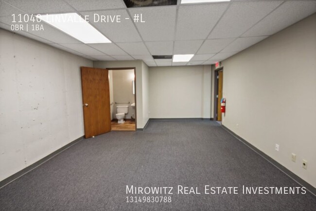 Building Photo - 1040 sqft South County Office Suite for Rent!