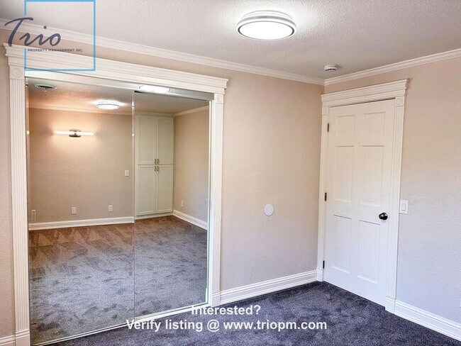 Building Photo - 2693 Chula Vista Dr