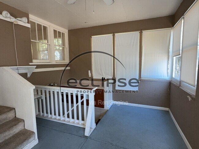 Building Photo - 1250 Orchard Ave