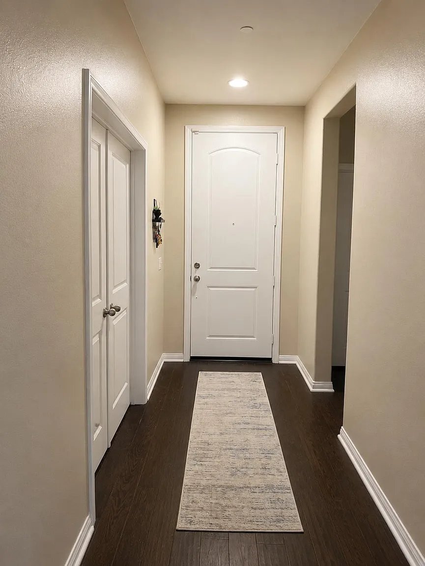 Building Photo - 5117 Gold Creek Way