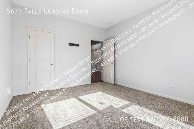 Building Photo - 5675 Falls Landing Dr