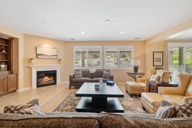 Building Photo - 73757 Picasso Dr