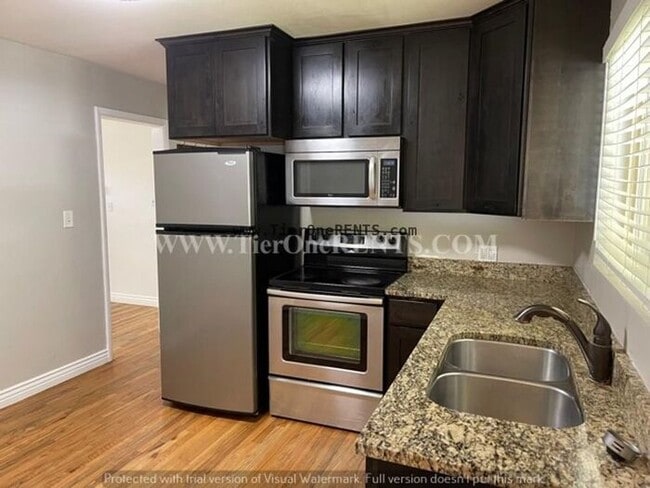 Building Photo - This property offers a NO DEPOSIT option available for qualified renters!
