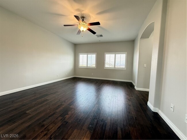 Building Photo - 132 Dunblane St