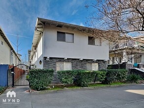 Building Photo - 2516 I St