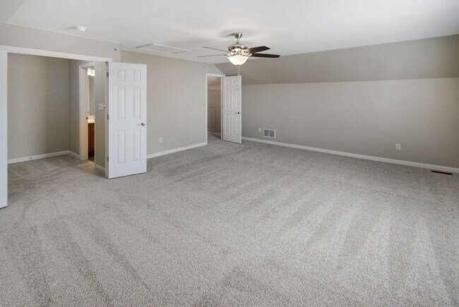 Building Photo - 30 Stonewall Creek Ct
