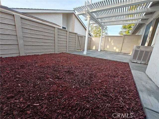 Building Photo - 4 Brookmont