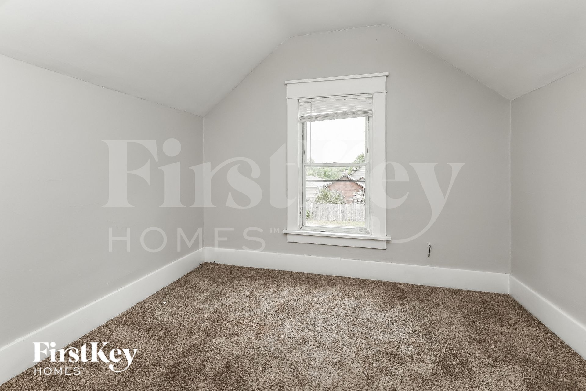Building Photo - 814 Bowditch St