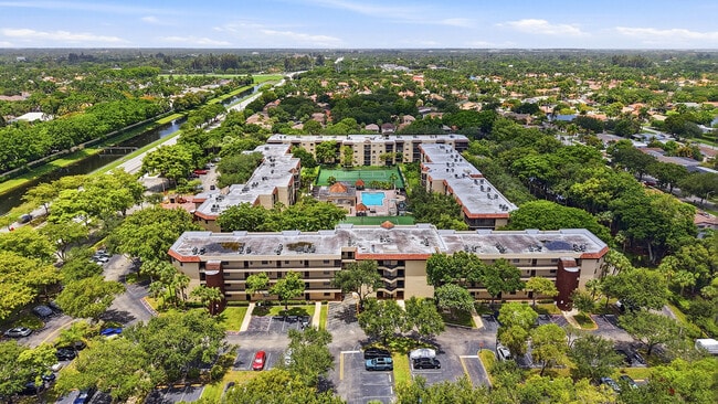 Building Photo - 10401 W Broward Blvd