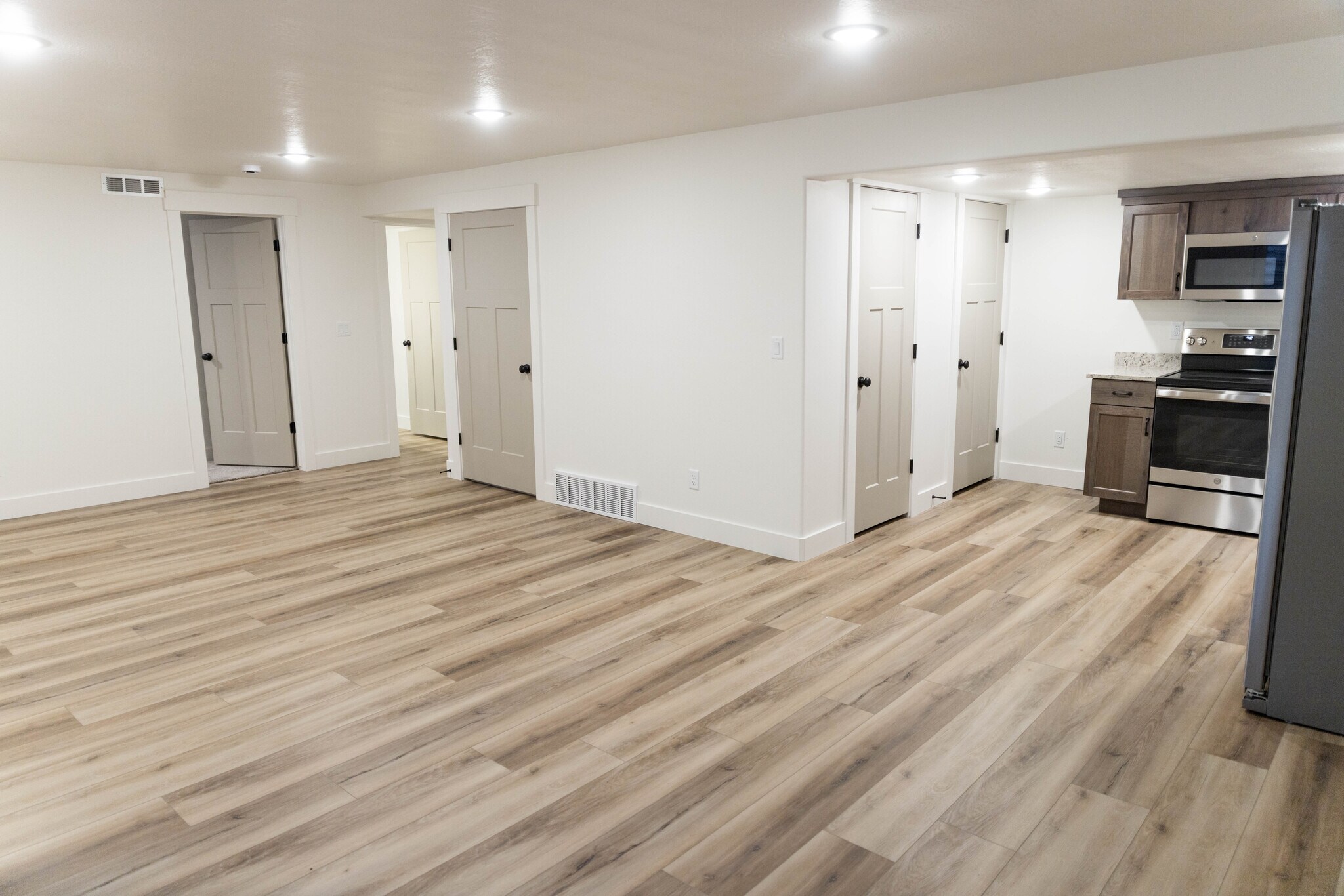 Building Photo - 771 S 1360 E