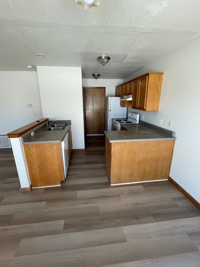 Building Photo - 917 Whitetail Ct