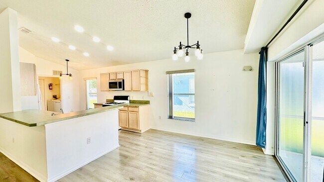 Building Photo - Relax & recharge in this Charming 3Bedroom...