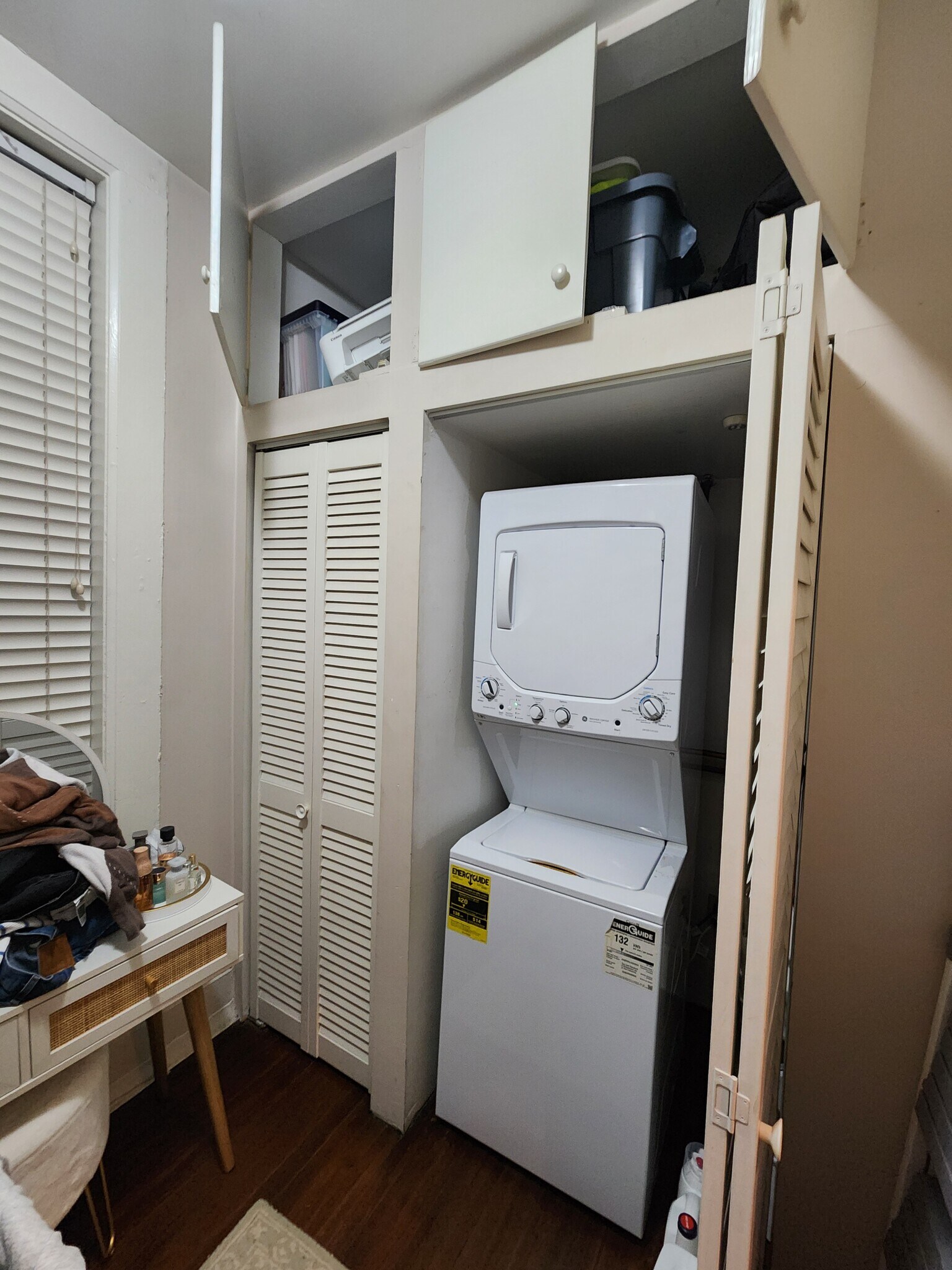 Building Photo - 1623 N Hermitage Ave