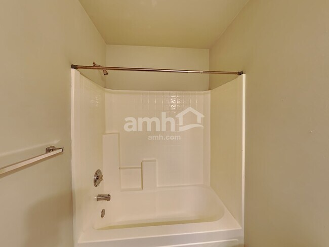 Building Photo - 30132 36th Pl S