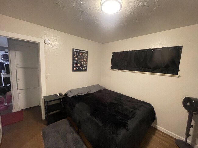 Building Photo - 2528 14th Ave Ct