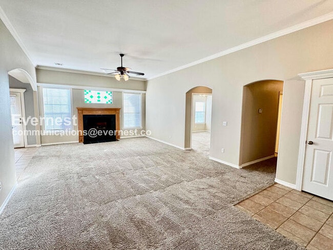 Building Photo - 1412 W 117th St S